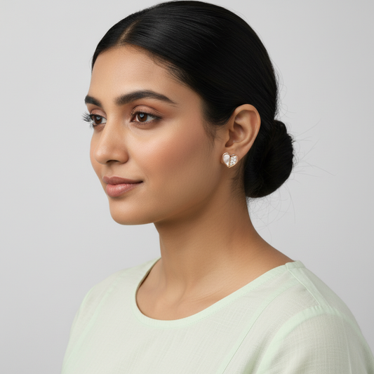 Elegant Pearl Stud Earring in Silver TISA Silver Elegance