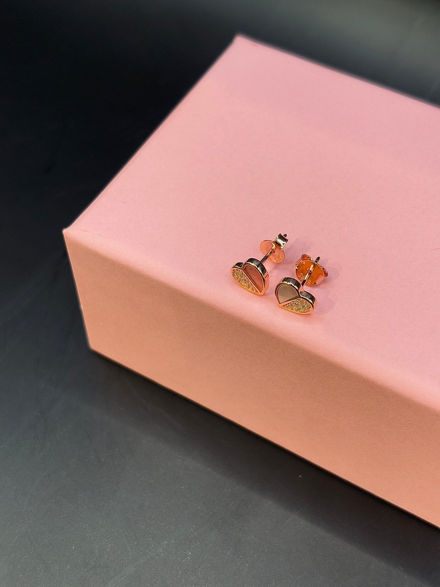 Elegant Pearl Stud Earring in Silver TISA Silver Elegance