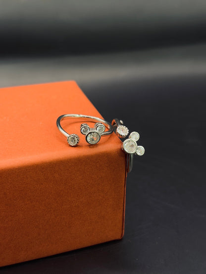 Mickey Toe Ring with Solitaire in 925 Sterling Silver - Adjustable TISA Silver Elegance