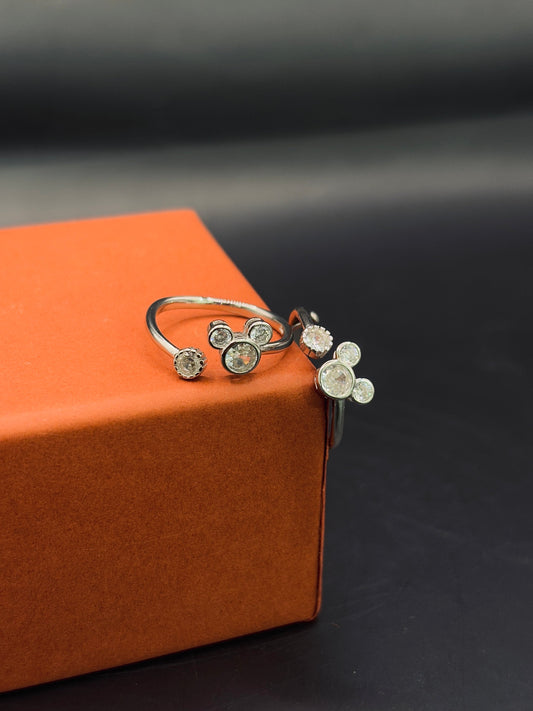 Mickey Toe Ring with Solitaire in 925 Sterling Silver - Adjustable TISA Silver Elegance