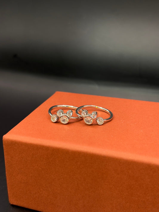 Mickey Toe Ring with Solitaire in 925 Sterling Silver - Adjustable TISA Silver Elegance