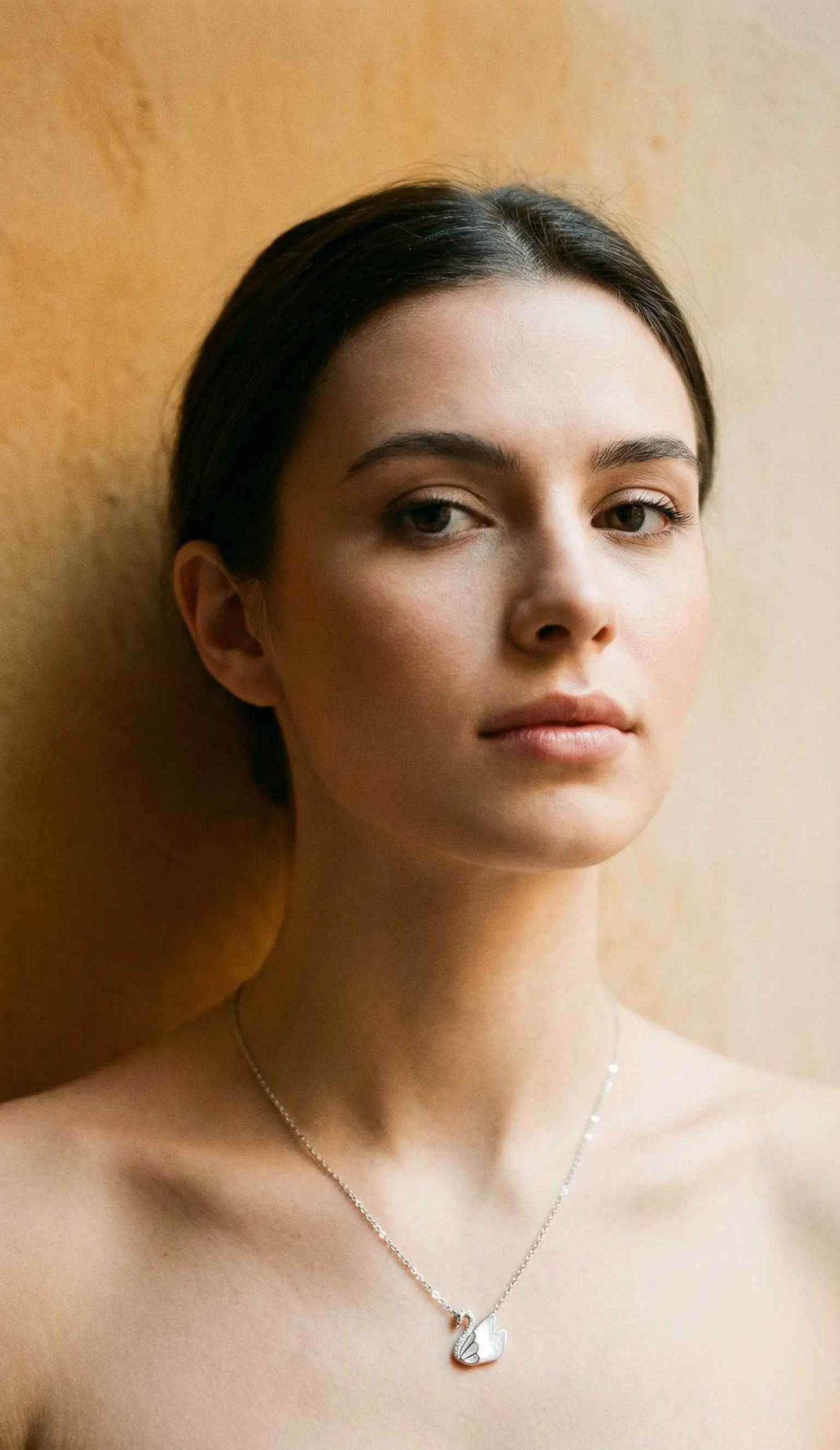 Sparkling Silver Beloved Swan Necklace — A Symbol of Eternal Love